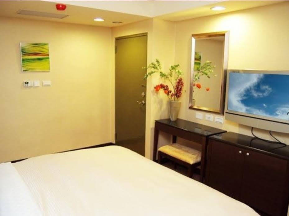 Lio Hotel - Taipei Main Station Exterior photo
